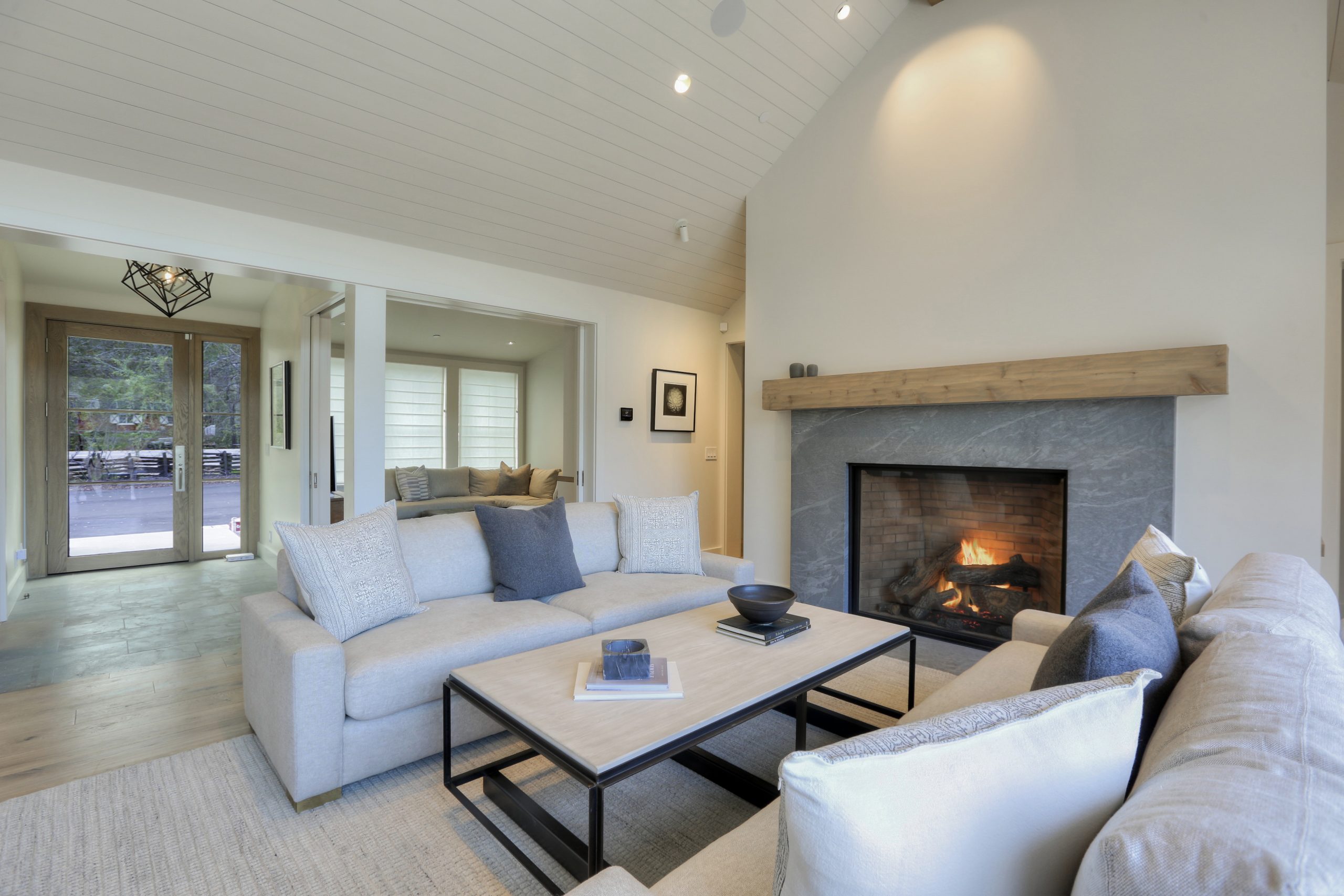 Residential · Mission Trail