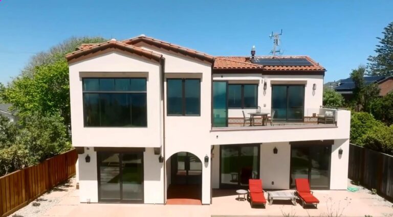 Oceanfront home built by Taddie Jowers Construction